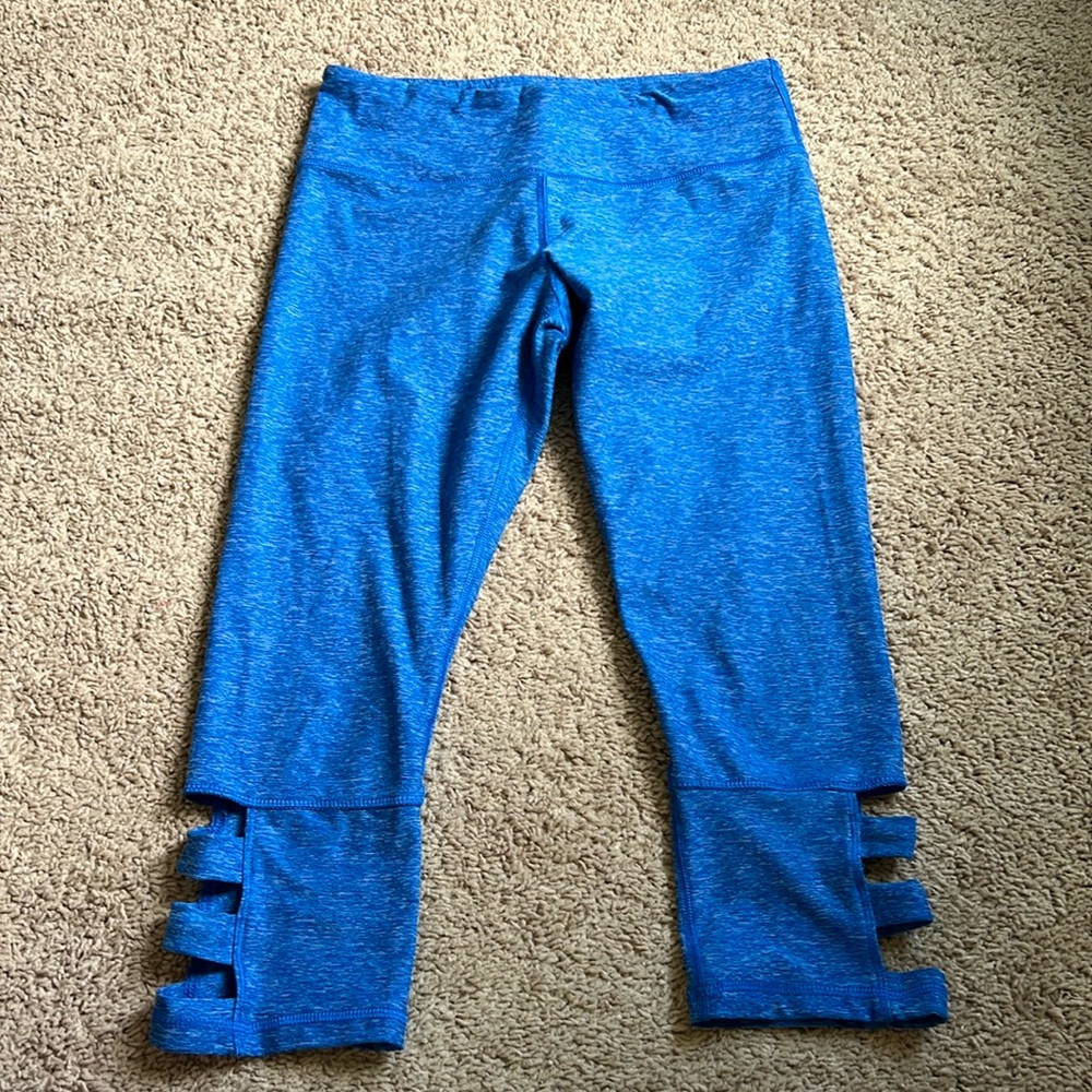 Workout capri leggings size small